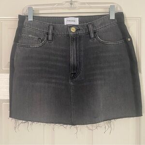 NWOT Frame Jive Faded Black Denim Mini Skirt Raw Hem size 28